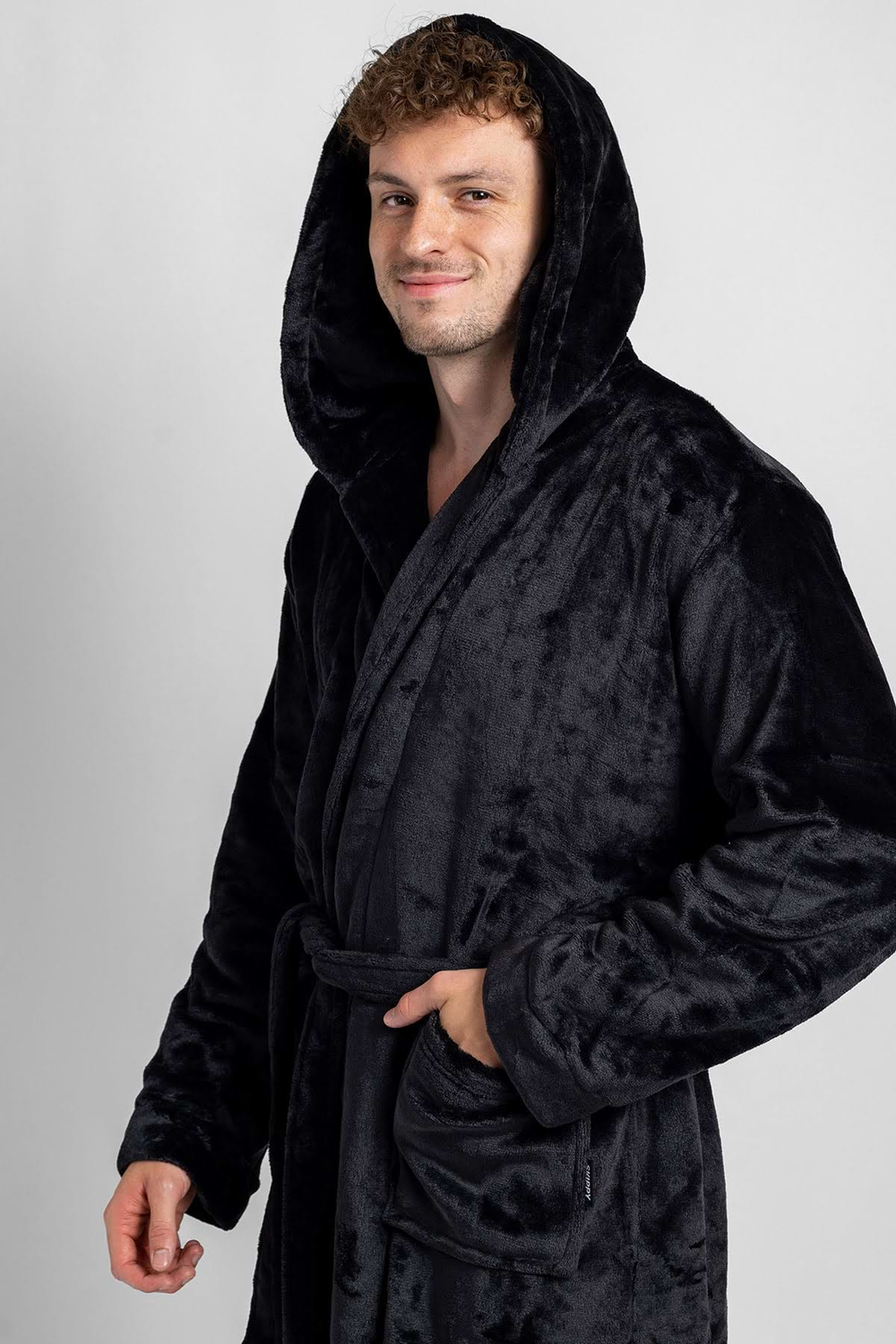 Pánsky župan s kapucňou čierny