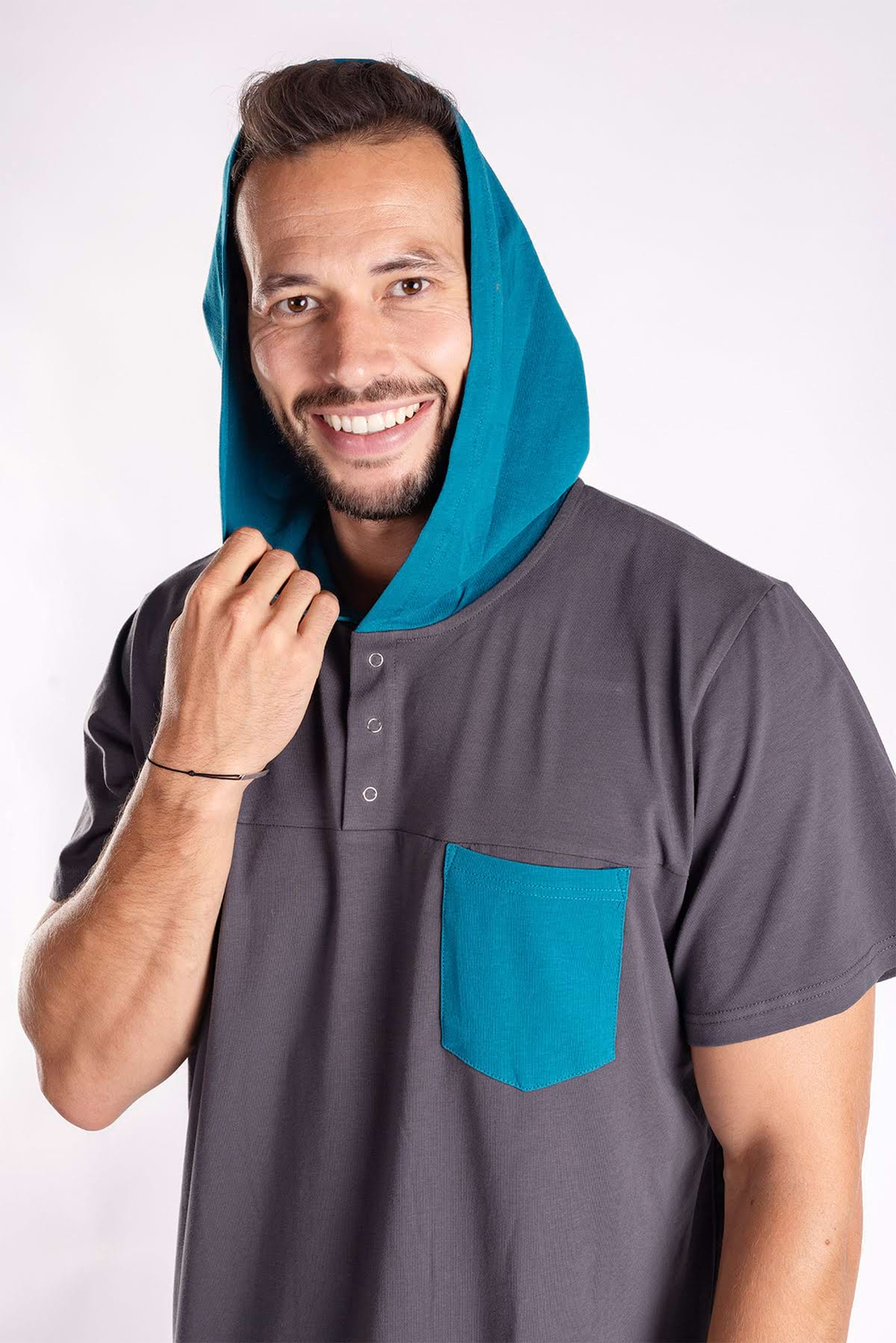 Pánska nočná košeľa šedo-petrolejová